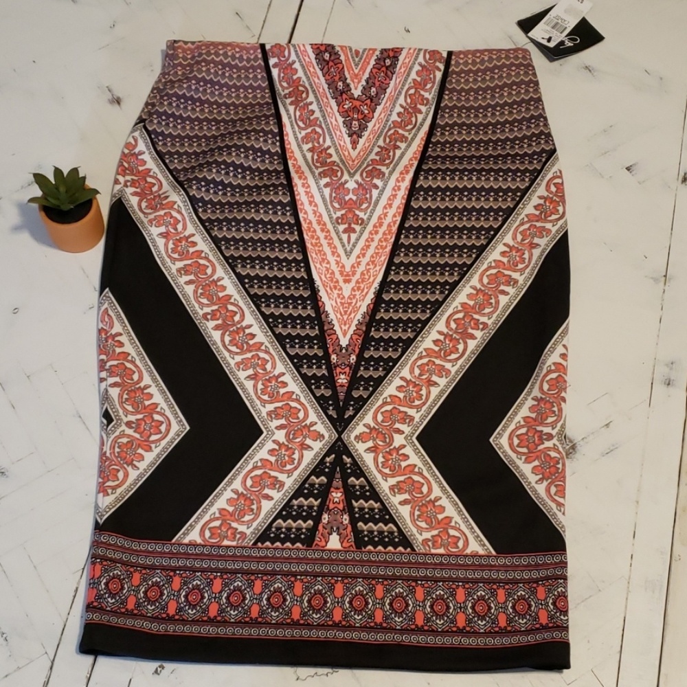 Midi skirt NWT